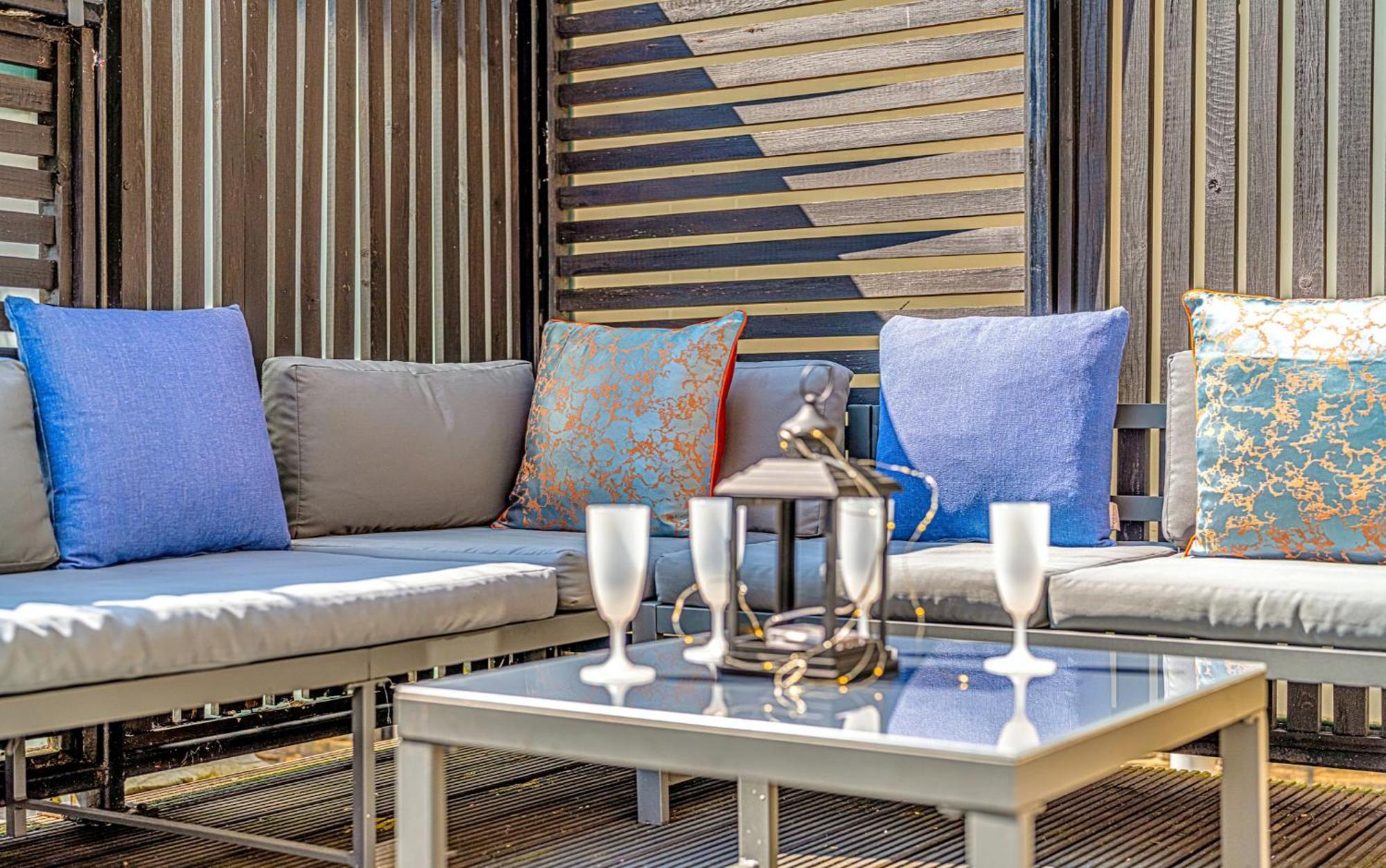 Designer Victorian Flat With Large Terrace Apartment ลอนดอน ภายนอก รูปภาพ