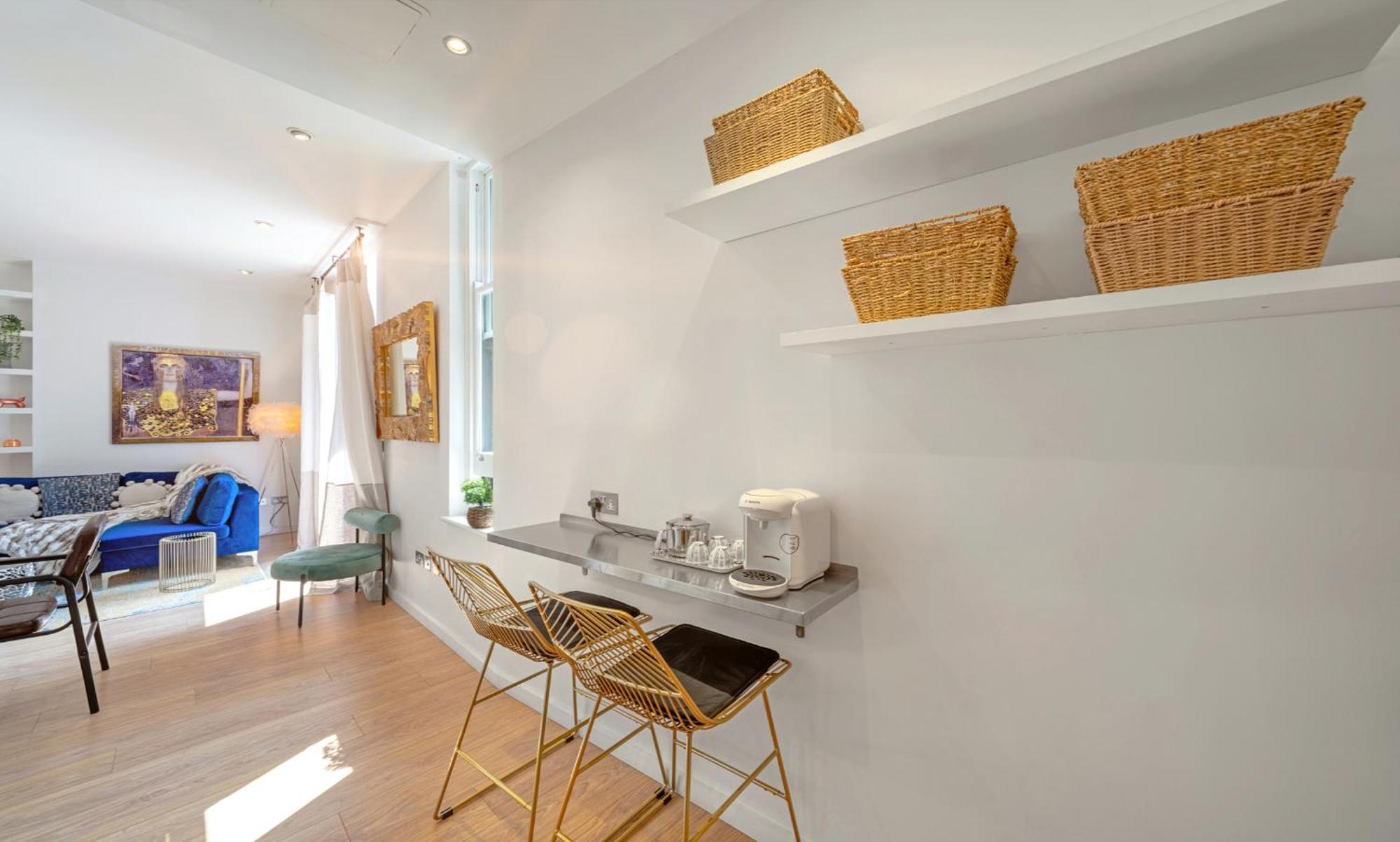 Designer Victorian Flat With Large Terrace Apartment ลอนดอน ภายนอก รูปภาพ