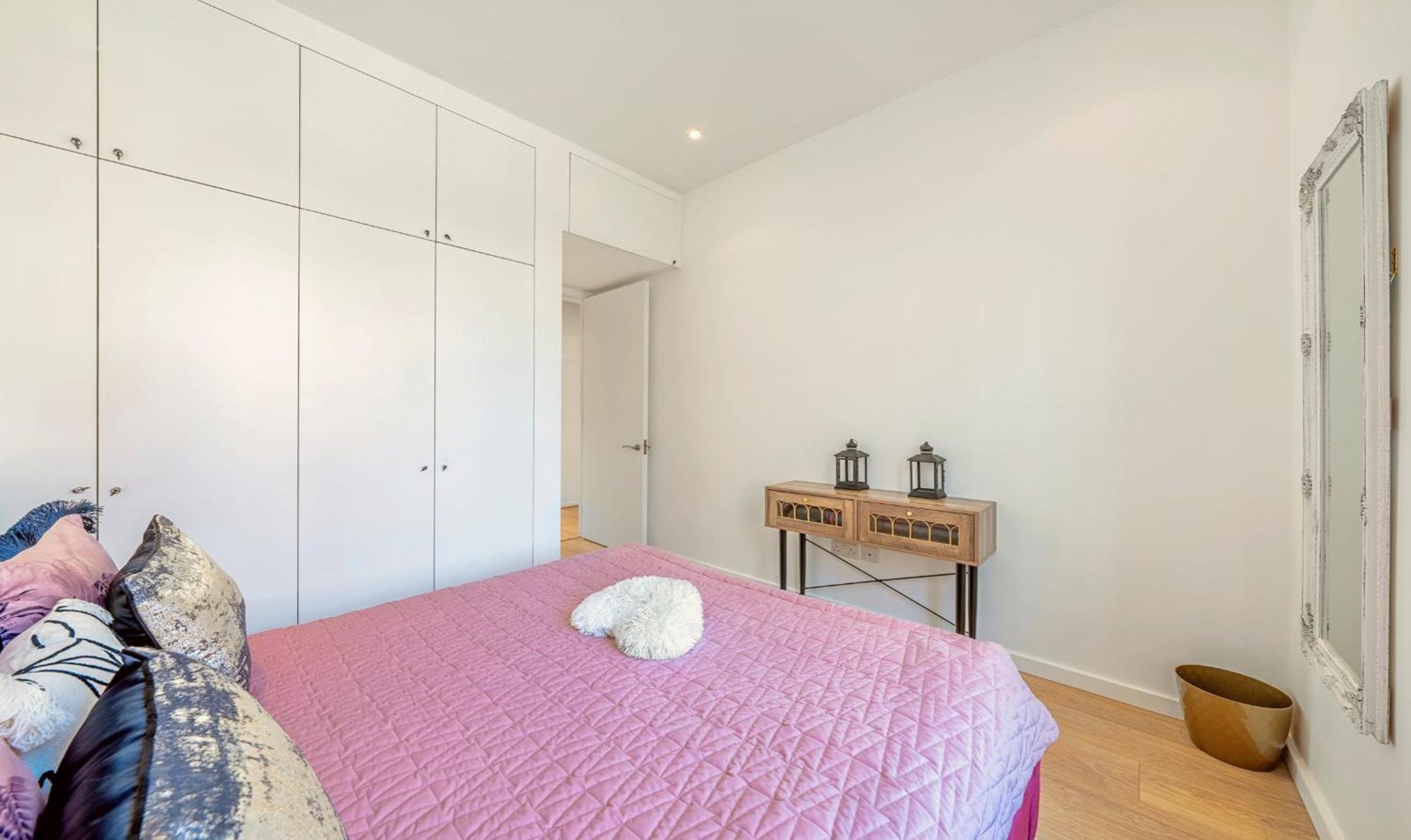 Designer Victorian Flat With Large Terrace Apartment ลอนดอน ภายนอก รูปภาพ